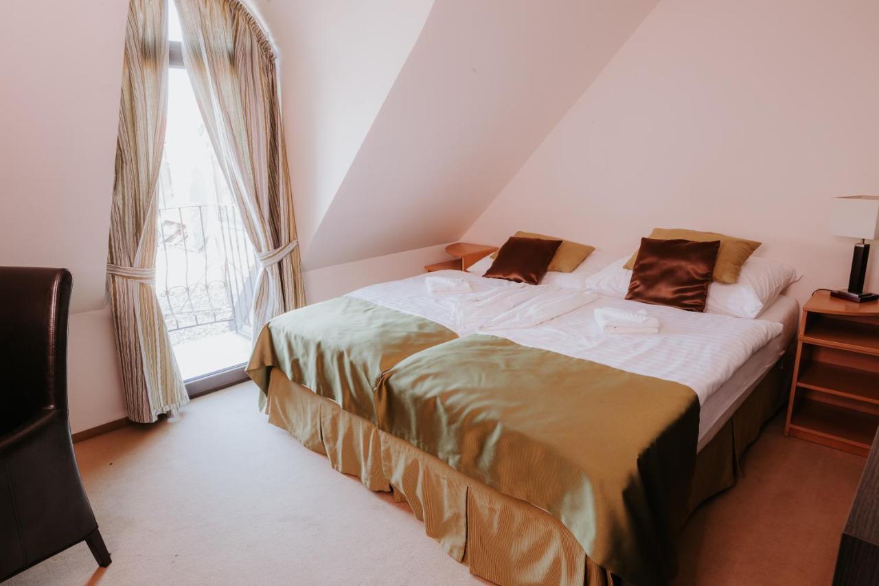 Hotel Bonaparte Kösice Dış mekan fotoğraf