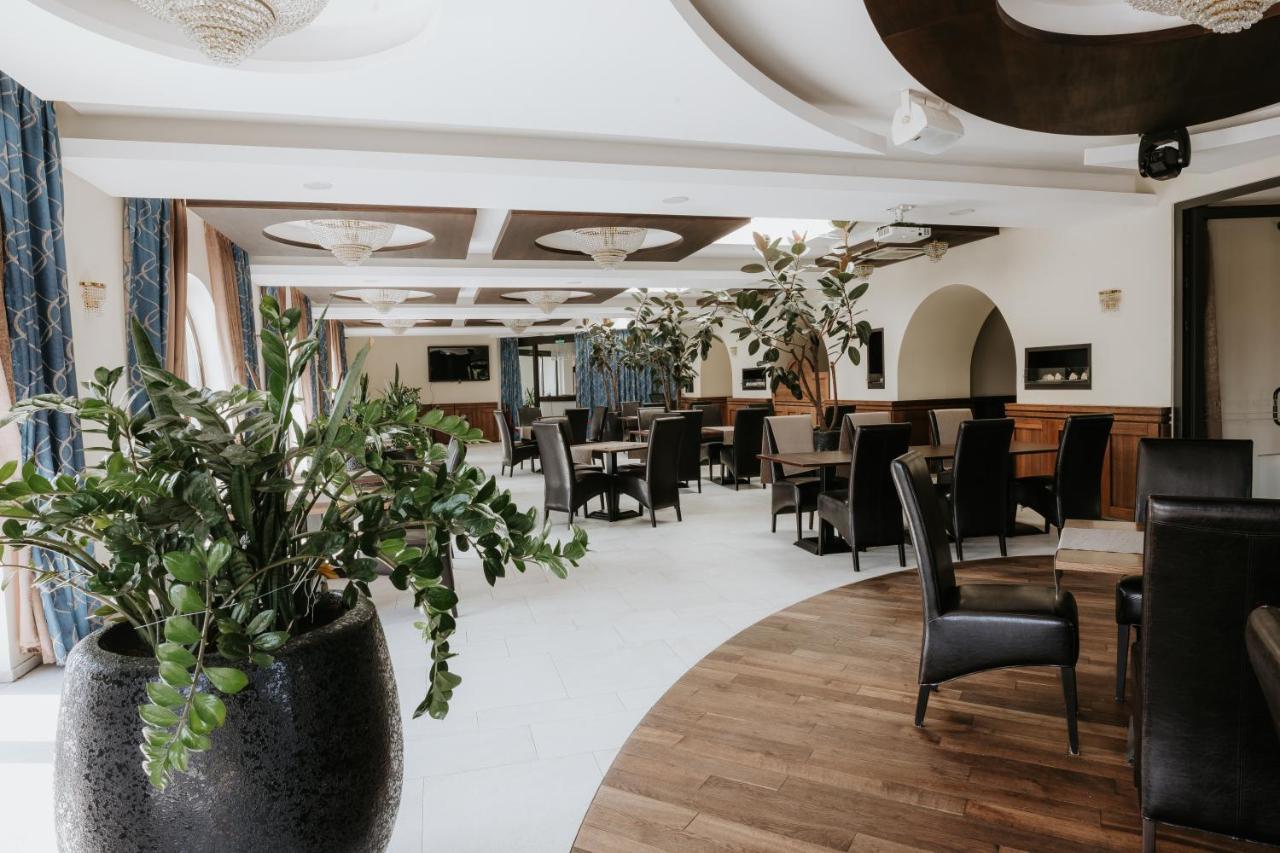 Hotel Bonaparte Kösice Dış mekan fotoğraf