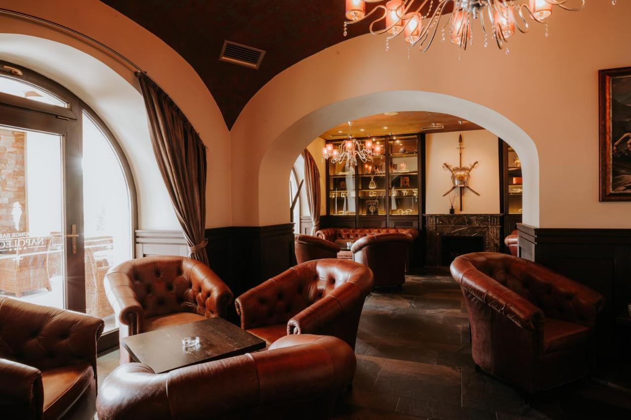 Hotel Bonaparte Kösice Dış mekan fotoğraf
