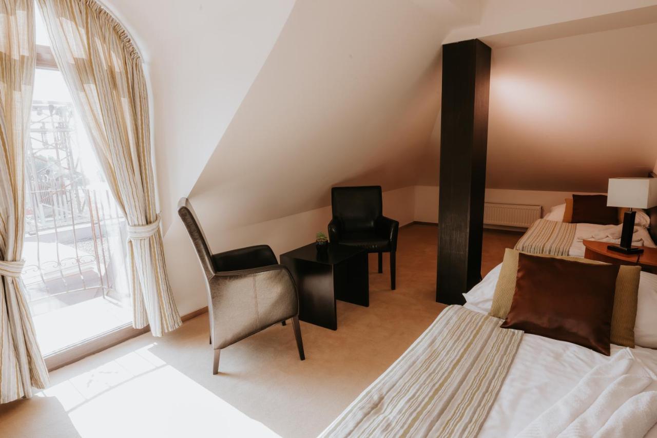 Hotel Bonaparte Kösice Dış mekan fotoğraf