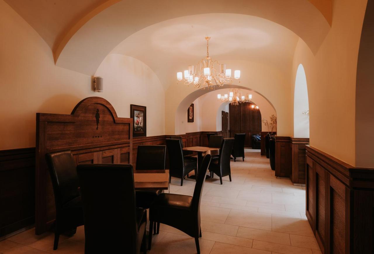 Hotel Bonaparte Kösice Dış mekan fotoğraf